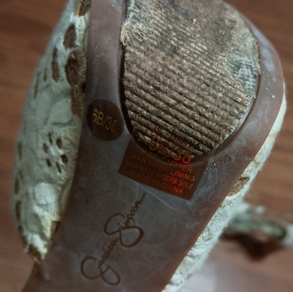 Jessica Simpson Dany White Lace Size 6 - Picture 6 of 6